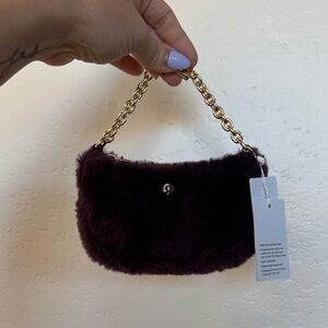 NWT lululemon fleece Mini Bag in Plum with Gold Chain